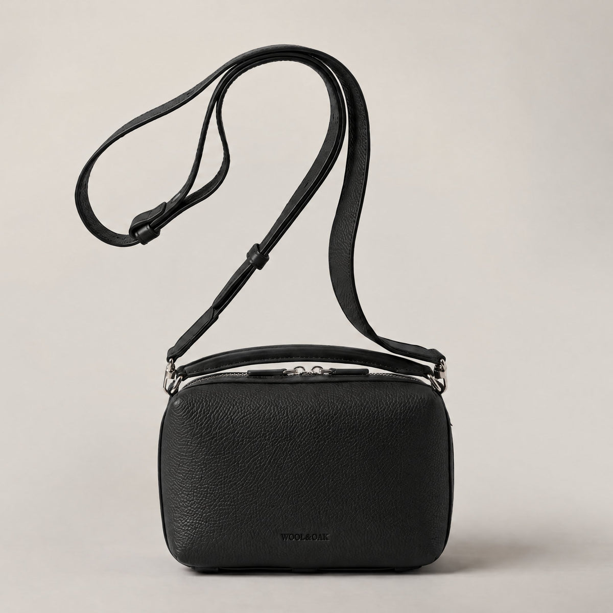 Leather crossbody bag| #color_Jet Black