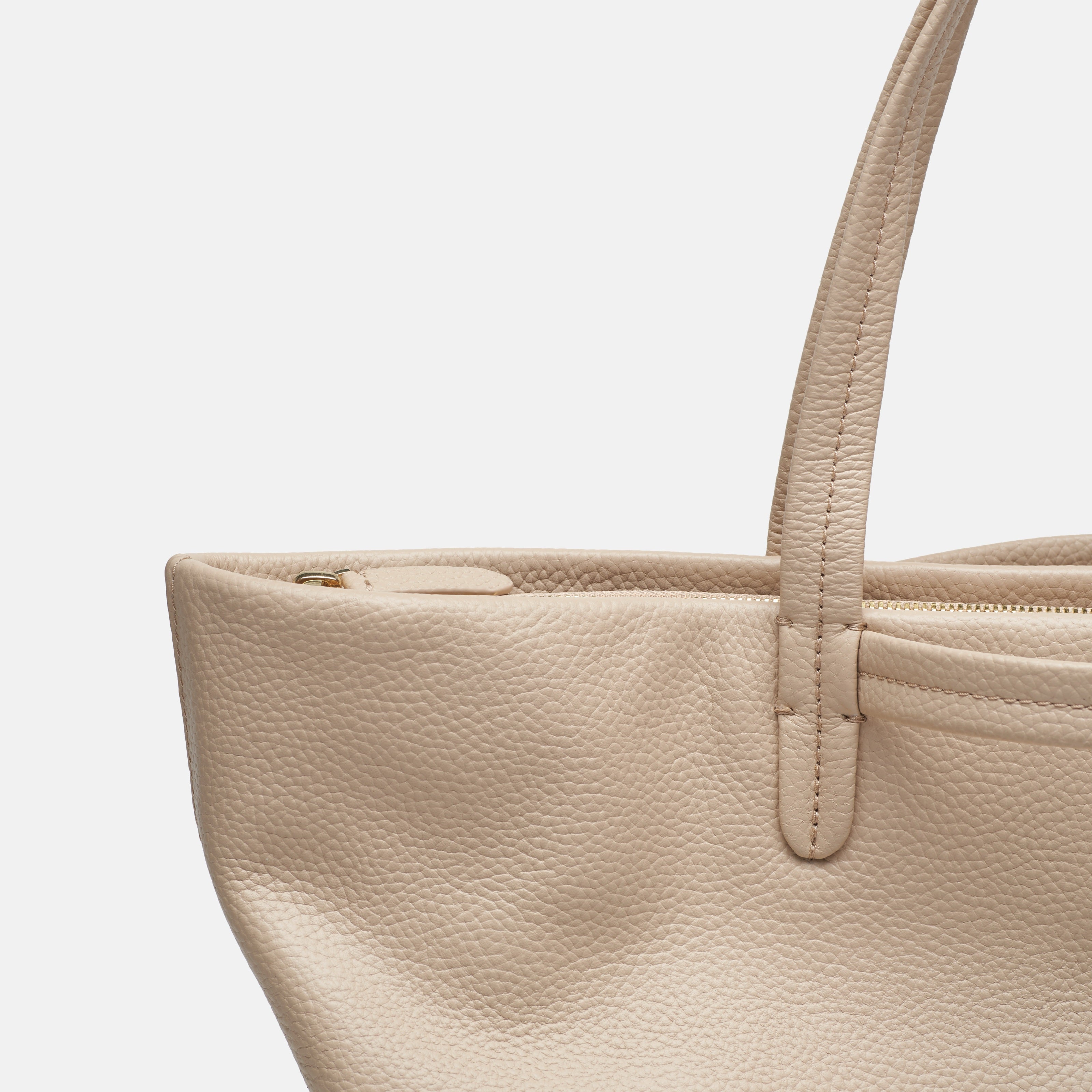 Leather travel tote bag| #color_Frappe