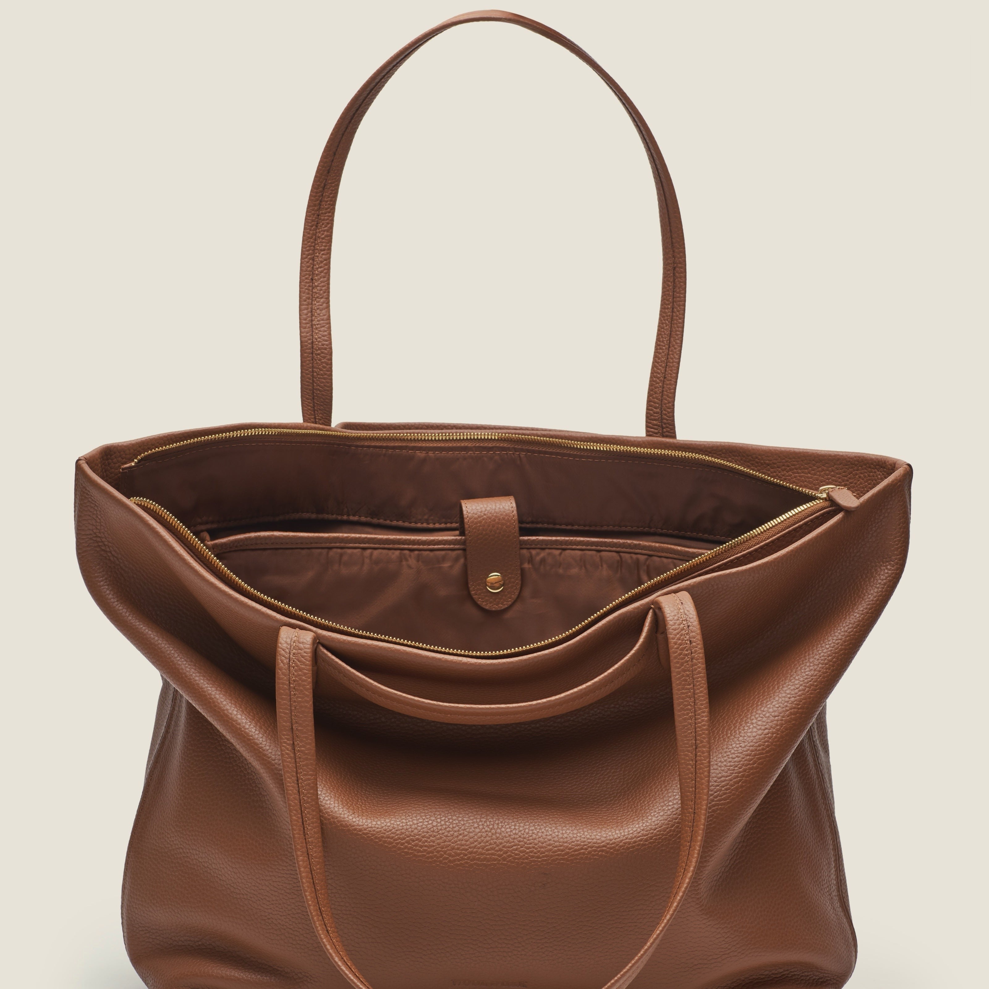 Leather travel tote bag| #color_Sand