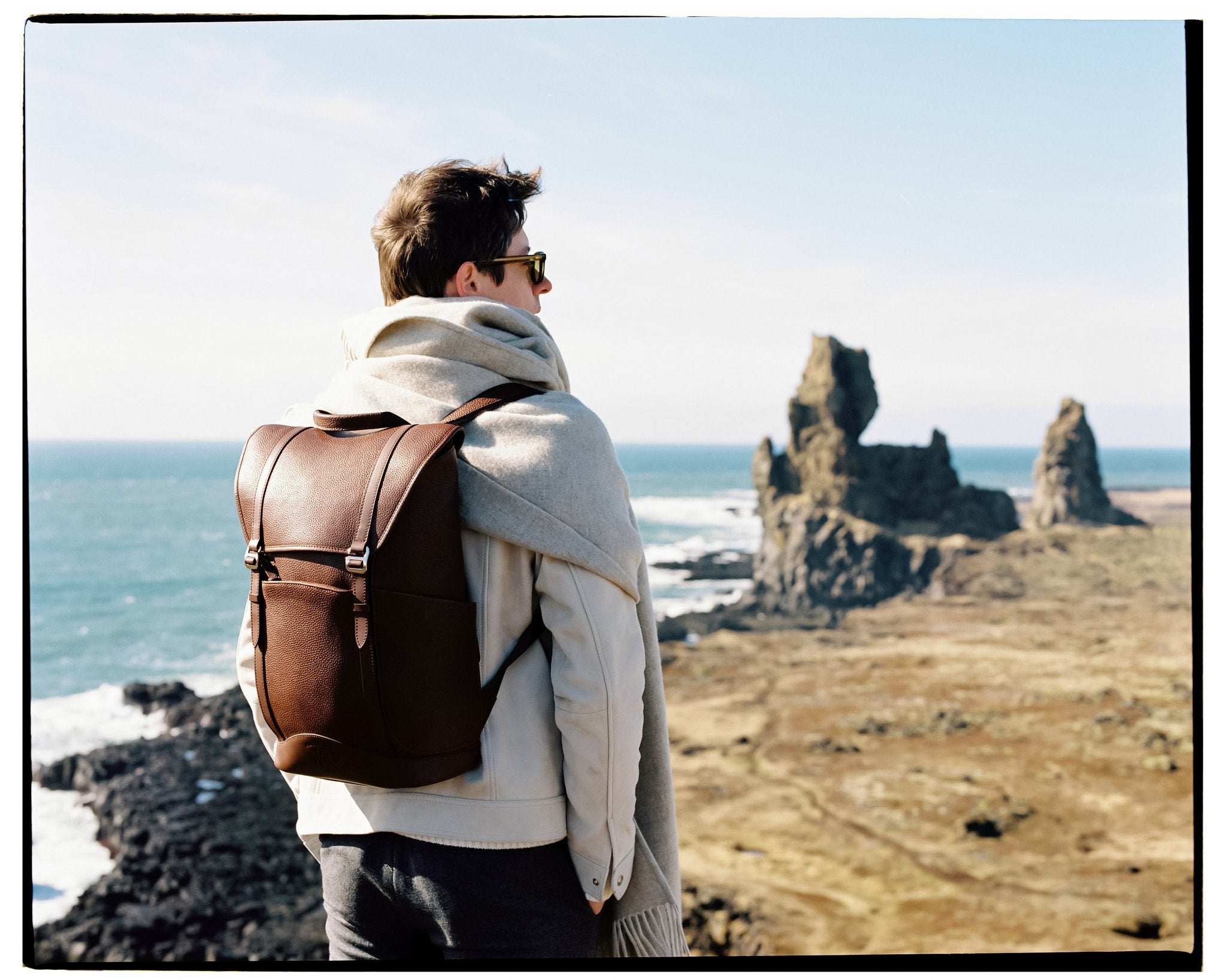 wings-backpack Oak lifestyle