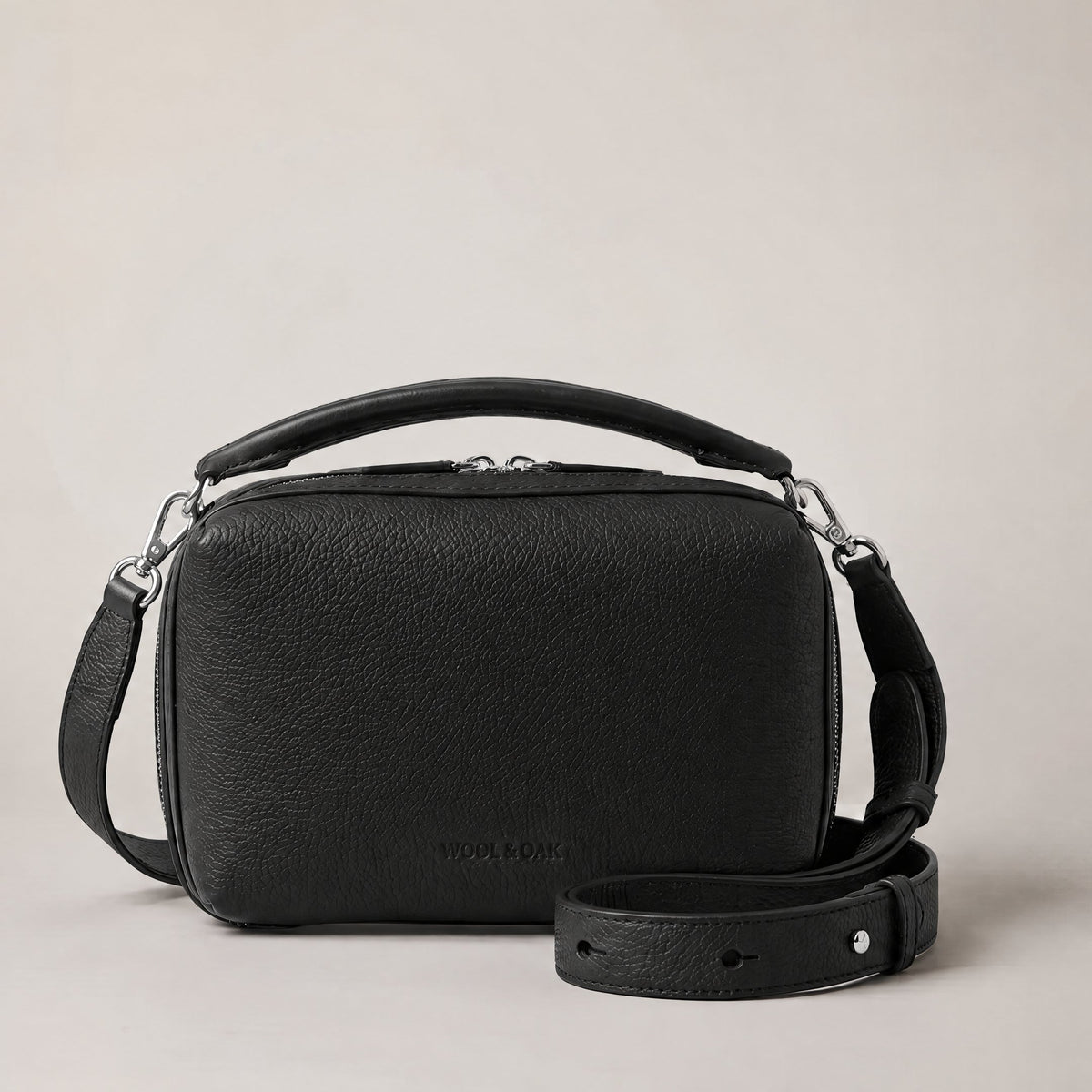 Leather crossbody bag| #color_Jet Black