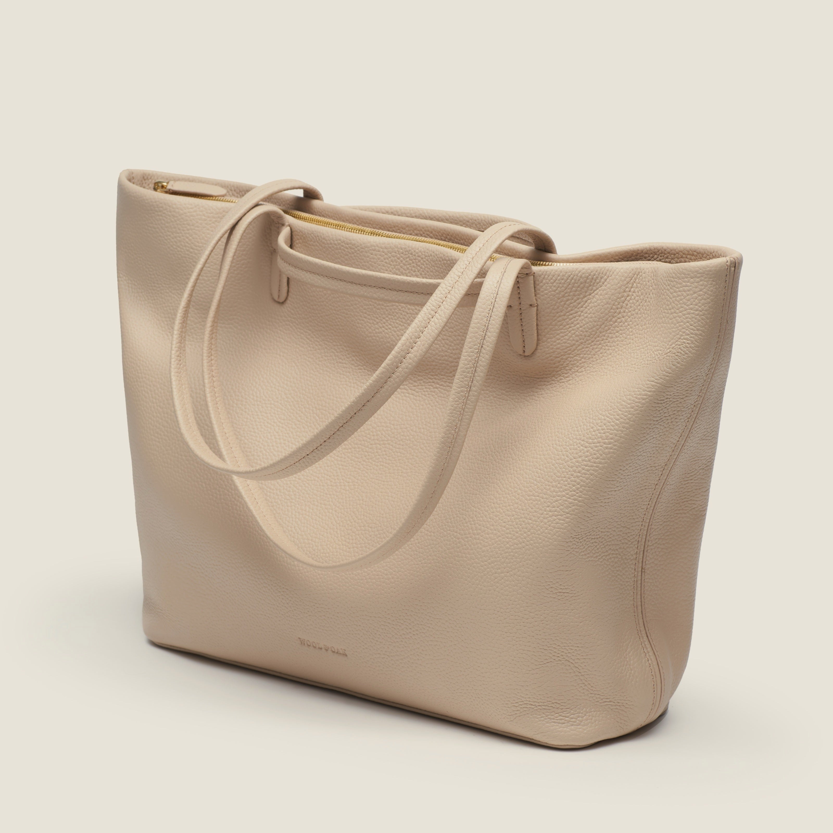 Leather travel tote bag| #color_Frappe