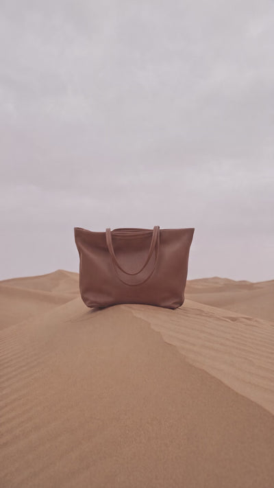 Leather travel tote bag| #color_Sand